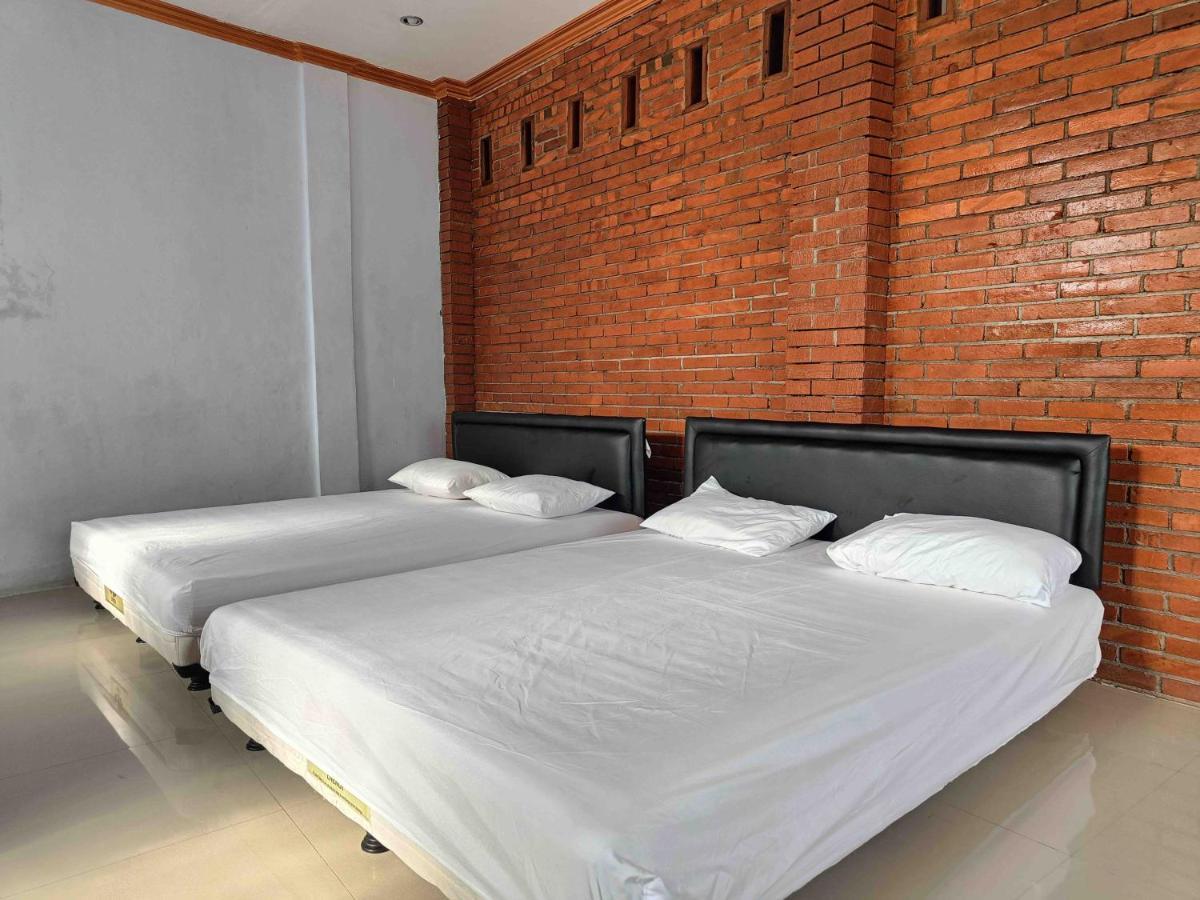 Jogo Segoro Homestay Mitra Reddoorz Near Pantai Sundak Gunungkidul Ngandong Buitenkant foto