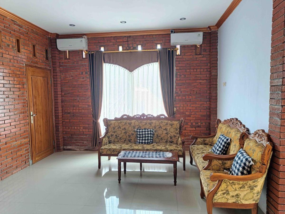 Jogo Segoro Homestay Mitra Reddoorz Near Pantai Sundak Gunungkidul Ngandong Buitenkant foto
